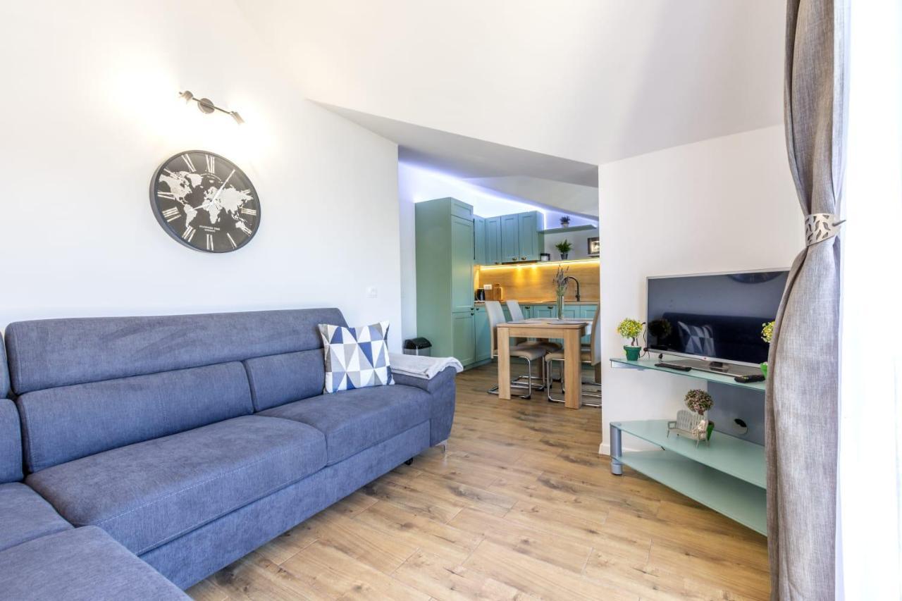 Balkun Apartment Maslinica Bagian luar foto